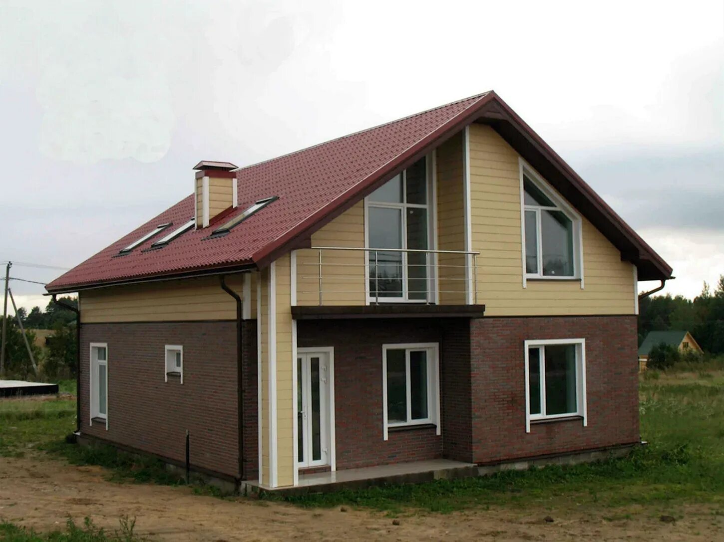 Стройка загородного дома. Коттедж под ключ. Готовые дома. Загородный дом из бруса. Кирпичный коттедж.