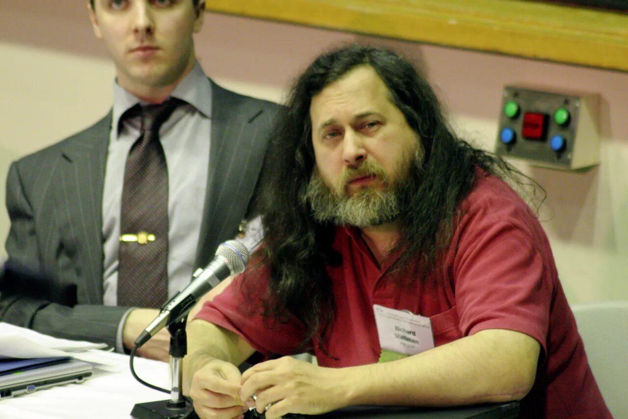 Gnu license. Гэри Столлман.