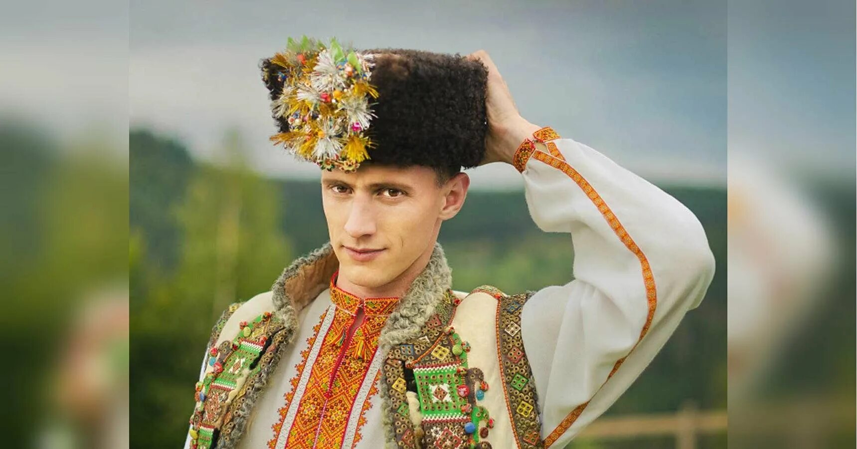 Народный головной убор мужской. Картуз мужской народный костюм. Костюм национальный головной убор мужской. Украинская шапка национальная кучма. Мужская национальная одежда.
