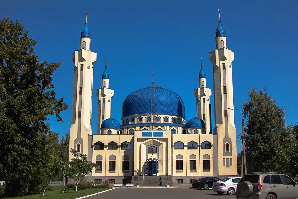 Соборная мечеть майкопа ночью. Мечети в краснодарском крае. Мечеть аул коноковский. Аул коноковский краснодарский край. Краснодарский край соборная мечеть.