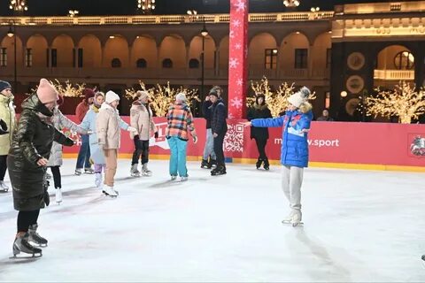 Каток на речном вокзале 2024