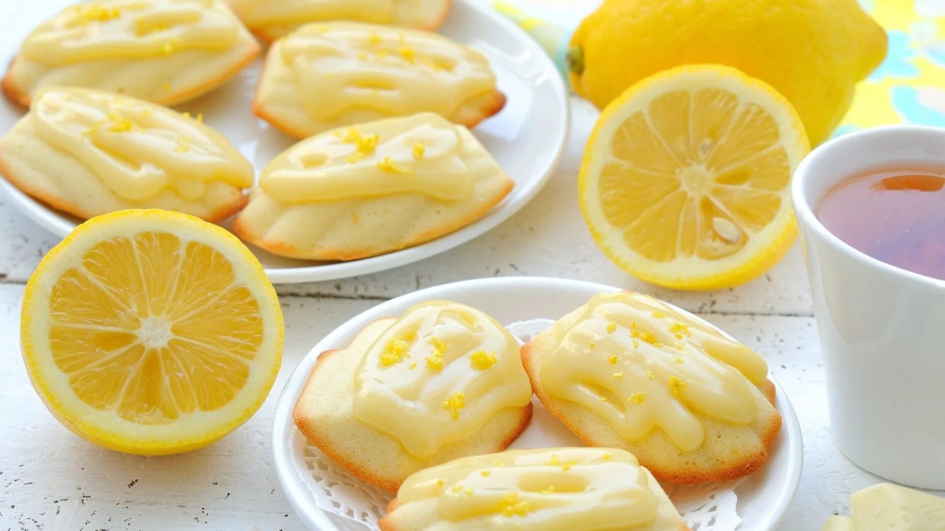 Можно кормящим лимоны. Лимонное печенье. Лимонное песочное печенье. Вкуснейшее лимонное печенье. Песочное печенье с лимоном.