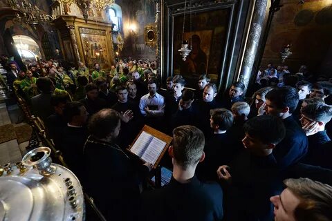 Вечерня сейчас