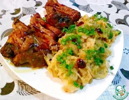 Ребрышки с квашеной капустой