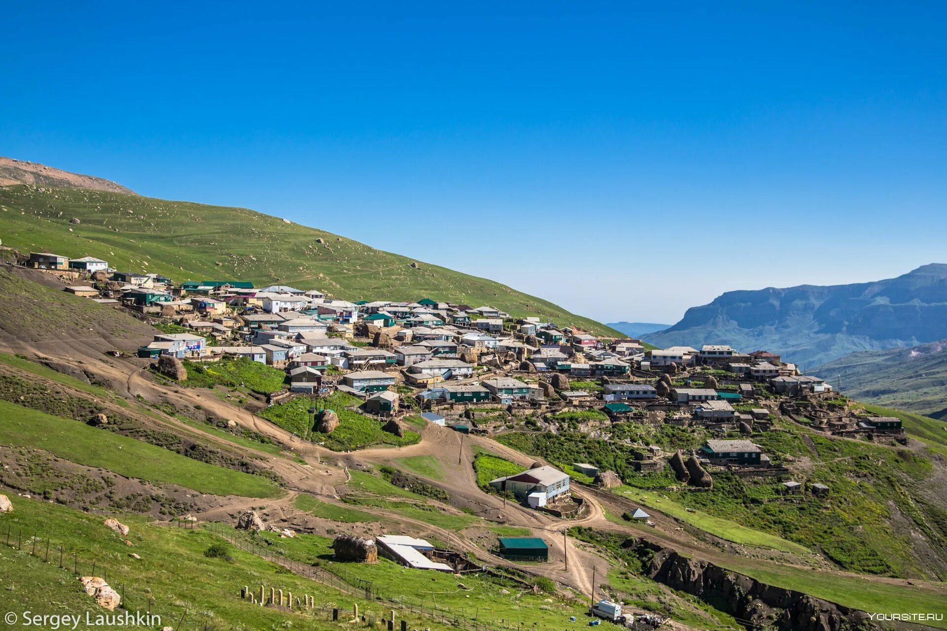Примеры аулов. Башни в ингушетии джейрах. Аул филя дагестан. Чох дагестан достопримечательности. Примеры аулов.