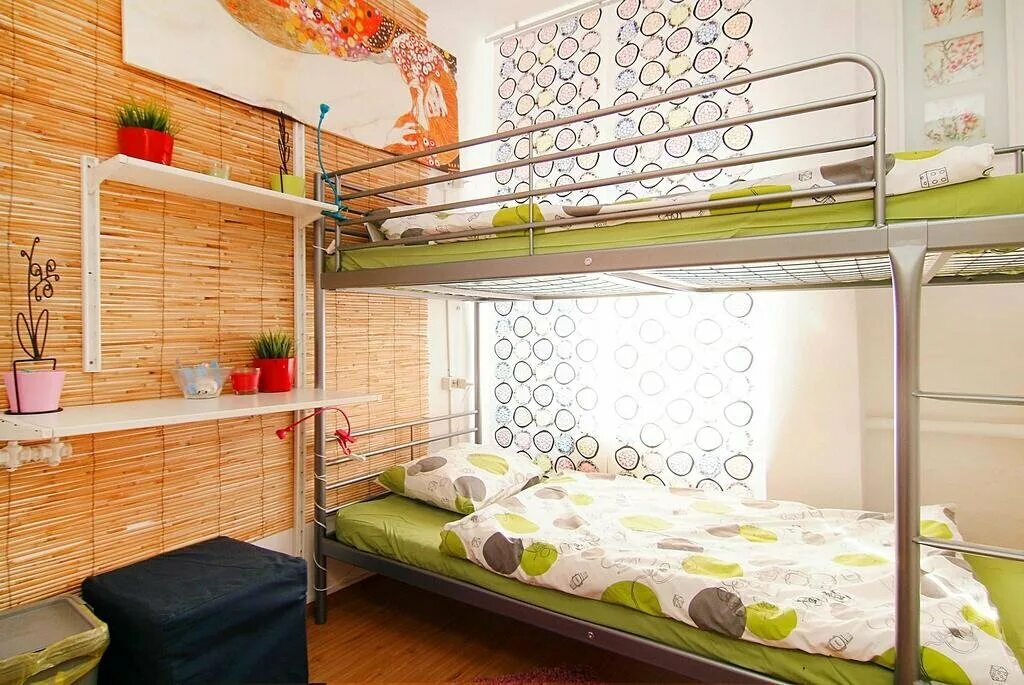 общежитие теплый стан. хостел на алматинской. хостел шоссе энтузиастов. хочу в москву. хостел в москве.