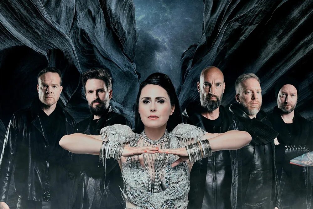 Within temptation альбомы. Барабанщик группы within Temptation. Within Temptation кораблҗ. Within Temptation Bleed out. Mercy Mirror within Temptation.
