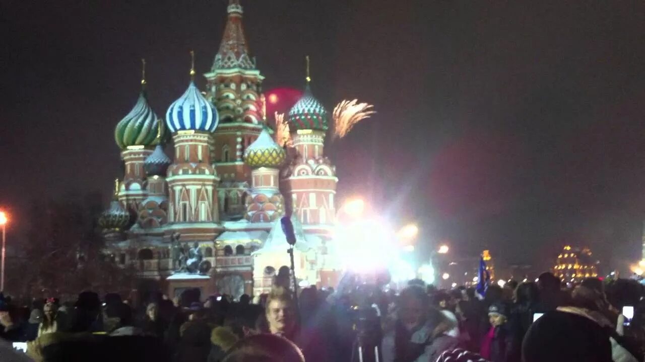 Новый год 2013 россии. Москва 2013 год. Россия в 2013 году Москва. Москва 2013 год фото. Новый год 2004 красная площадь.