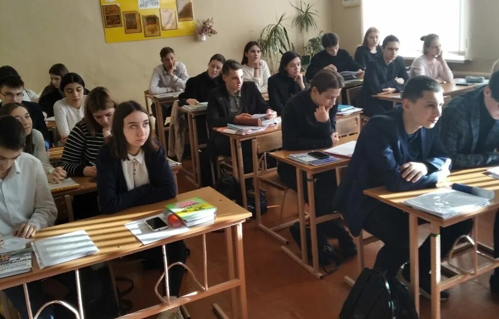 школа 138 калининского района. гимназия 5 морозовск. школа 54 донецк. школа 54 липецк матырский учителя. гимназия 12 донецк ростовская область.