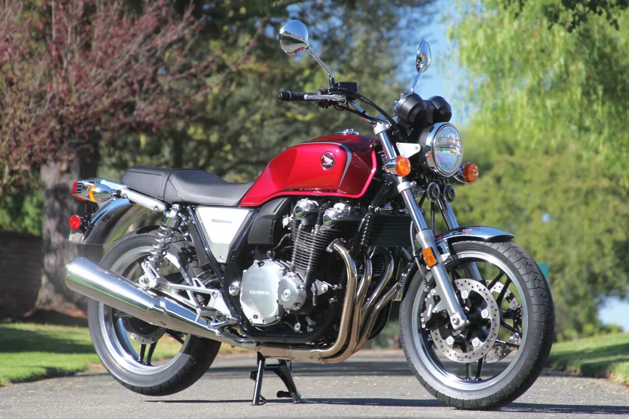 Honda cb1100. Honda cb1100 2013. Хонда св 1100. Honda cb1100 2020.