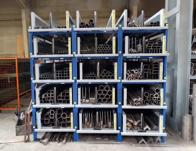 Стеллаж для деталей m504. Хранение одежды без шкафа. Органайзеры для хранения вещей в шкафу. Наводим порядок в шкафу. Ящик комплимент икеа 50 58.