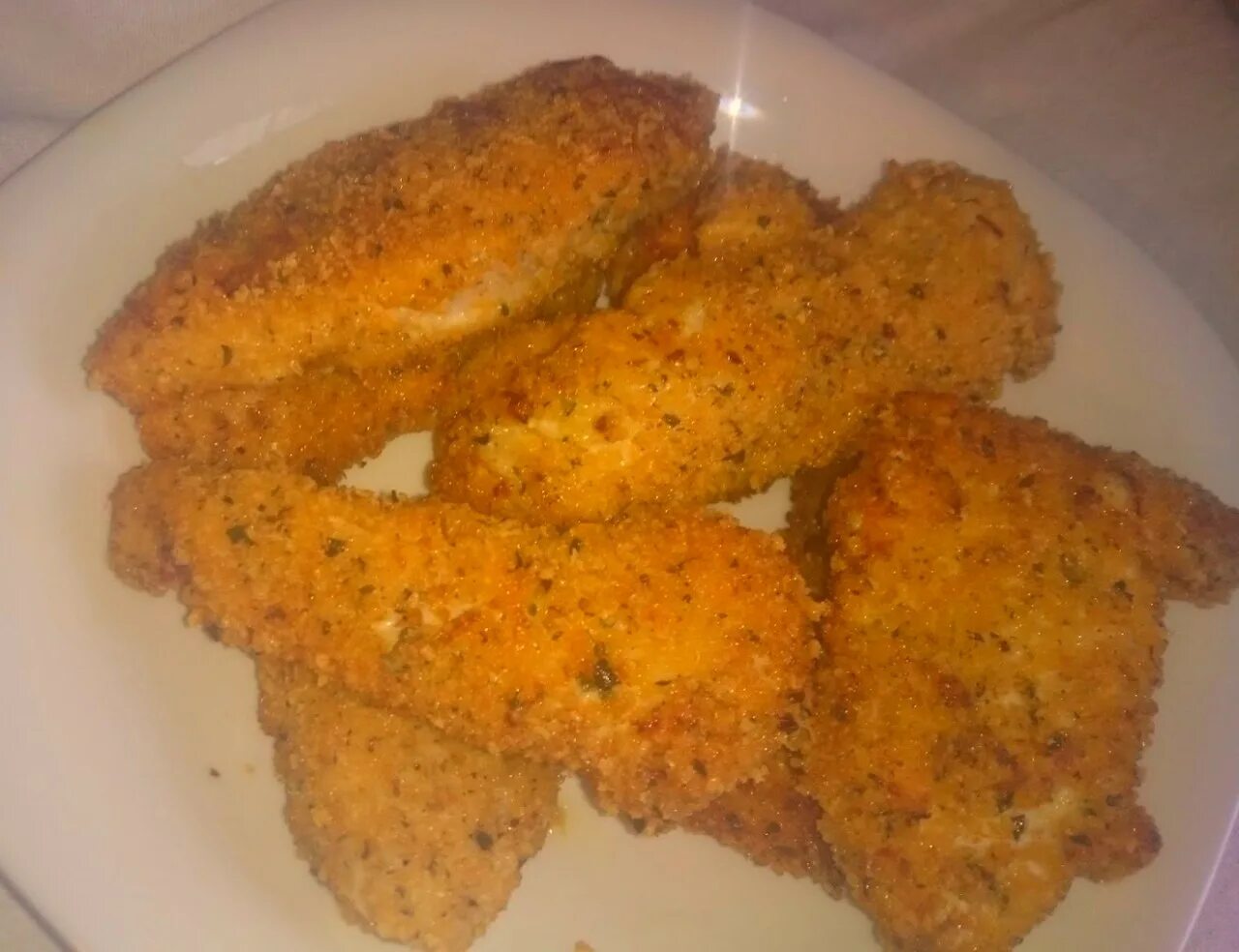 Корн дог в панировочных сухарях. Сыр жареный в сухарях. Сырные палочки моцарелла. Сыр в панировочных сухарях. Отбивные в панировке.