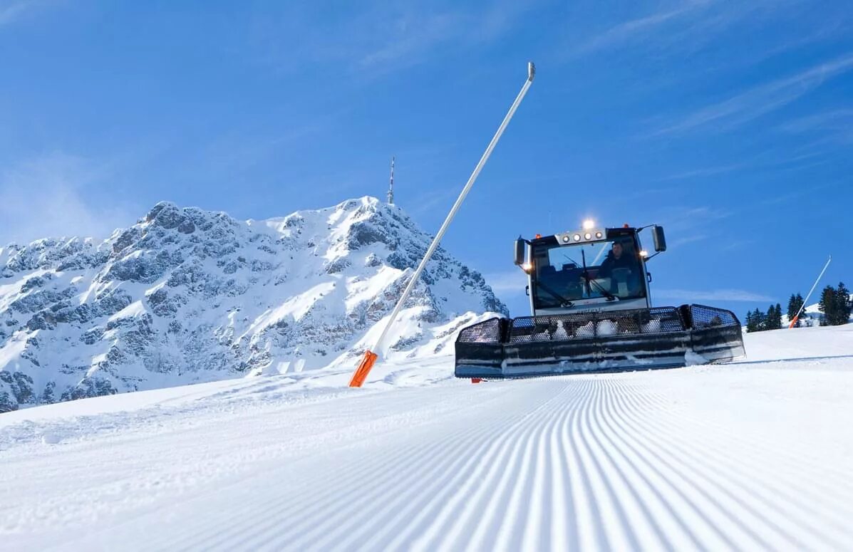 Ратрак kassbohrer pb 160d. Ратрак prinoth bison x. Prinoth panther. Ратрак prinoth. Ратрак pisten bully 300w.