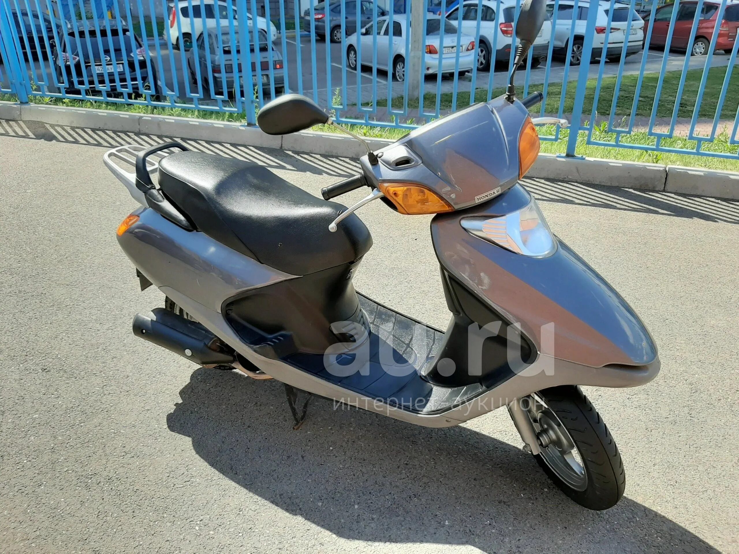 Купить скутер 100. Honda Spacy 100. Скутер Хонда 100 кубов. Honda Dio 100 кубов. Мопед Хонда 100 кубов.