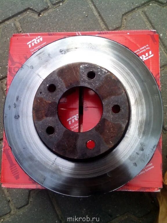 Аккорд cl1 тормозные диски. Диск тормозной zimmermann фольксваген поло. Перегретыйтомозной диск. Диск греется новые. Греются колесные диски шевроле лачетти.