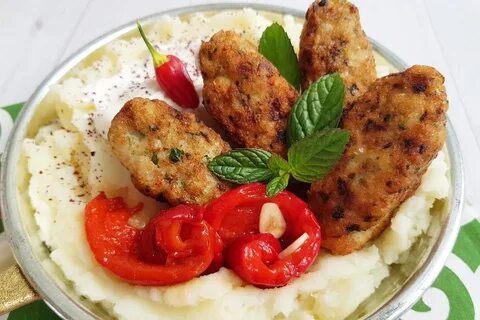 Котлета рыбная пюре картофельное
