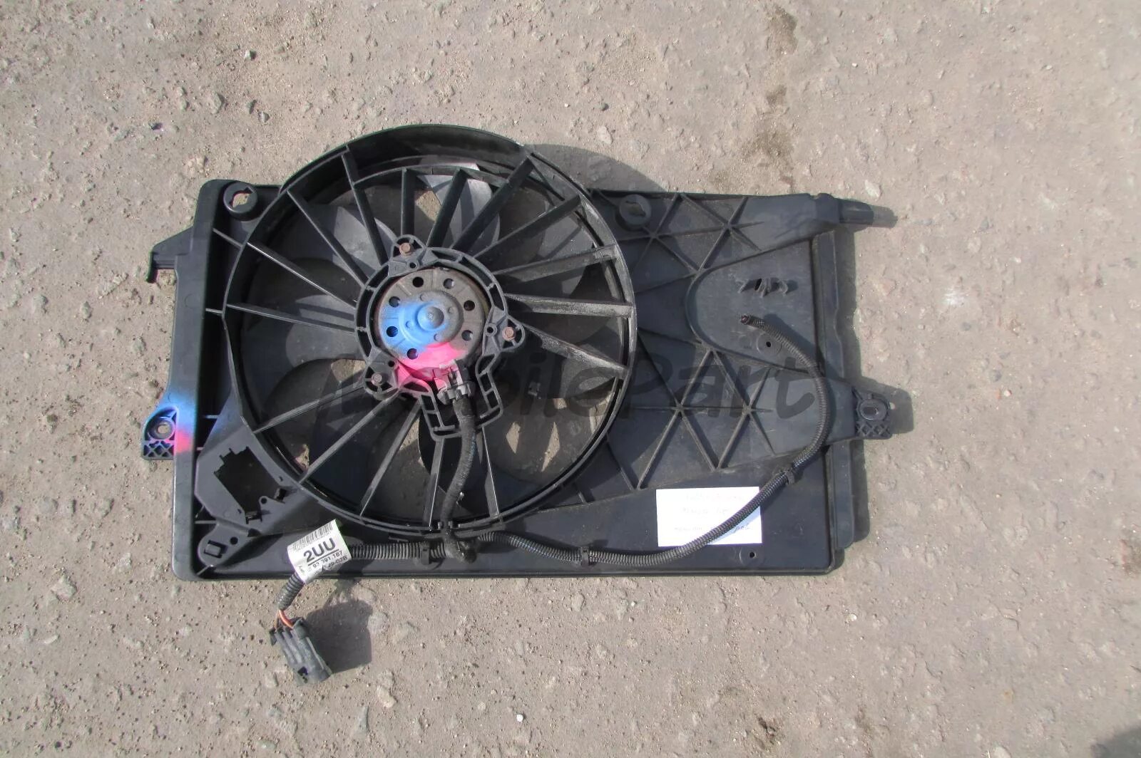 Опель Зафира в 2013г вентилятор охлаждения двигателя. Опель Зафира б 1.8 хер вентилятор охлаждения. Вентилятор охлаждения двигателя Opel Astra j 1.6 турбо. Опель не включается вентилятор