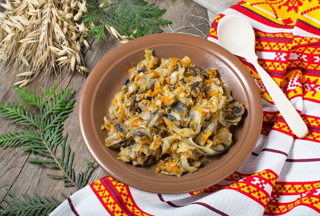 Постный стол. Постная кухня. Постная еда картинки. Постные Рождественские блюда. Постные блюда во время великого поста