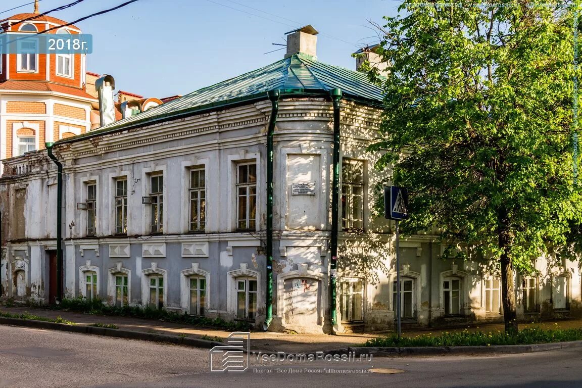 Kostroma, house 5 (ул. Ивановская, 1). vacant building
