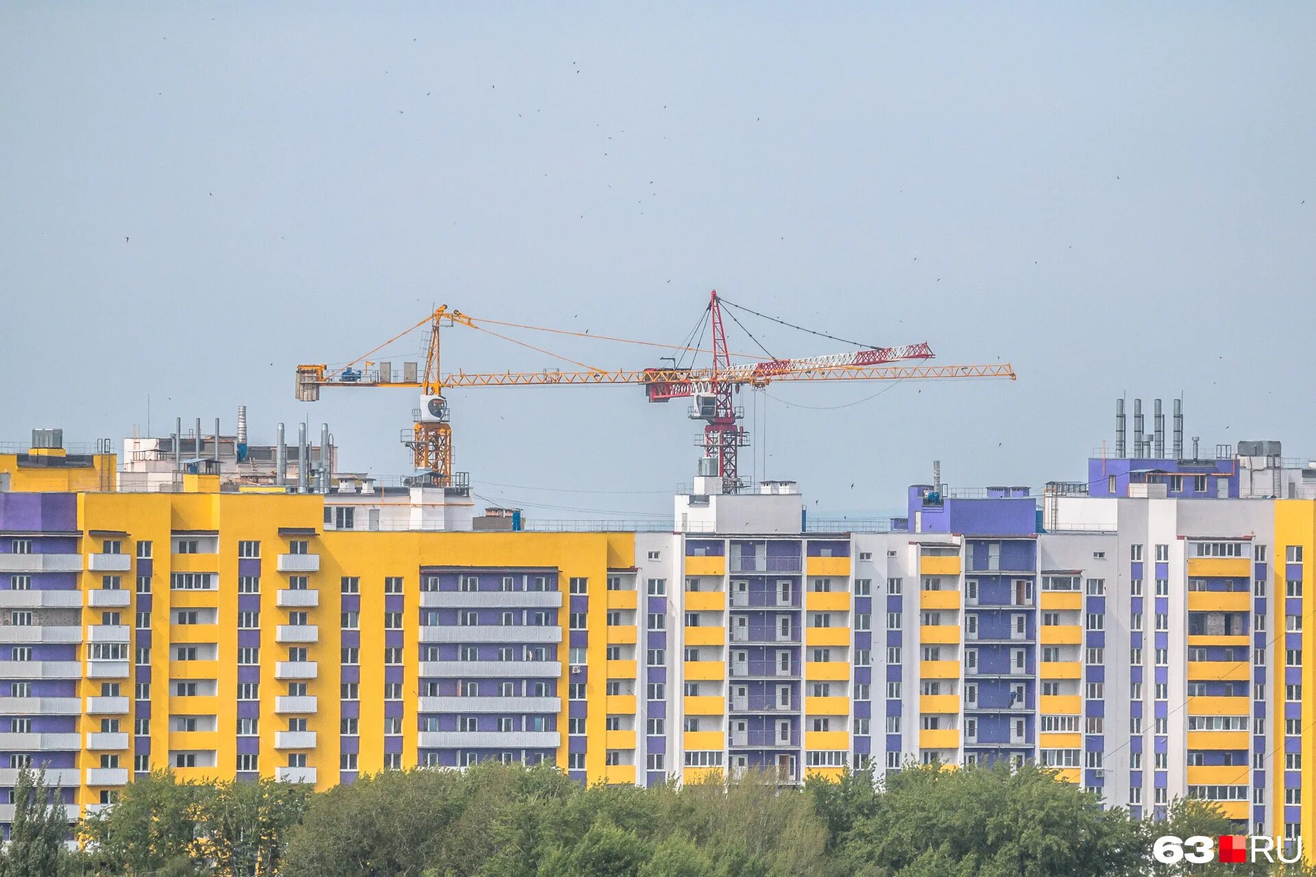 Жилой комплекс радужный-люкс. Строительство в самаре. Стройка тольятти. Строящиеся дома самара. Строящийся дом.