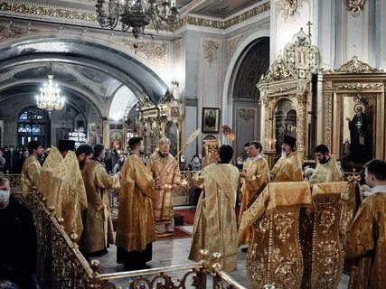 Расписание богослужений храма 12 апостолов