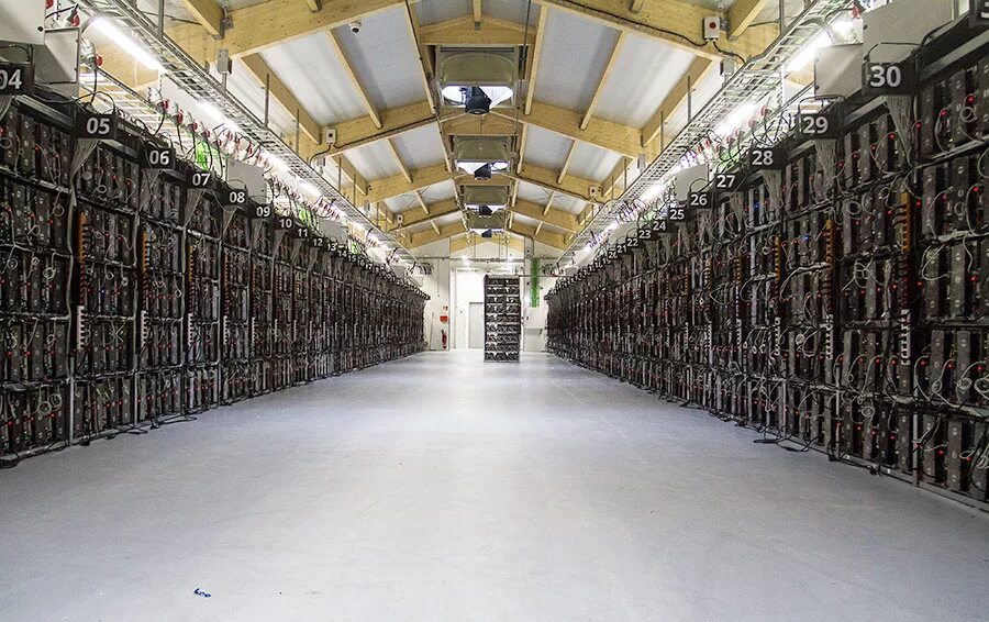 Майнинг ферма asic. Майнер большой. Майнинг ферма. Биткоин ферма асик. Царукян гагик майнинг ферма.