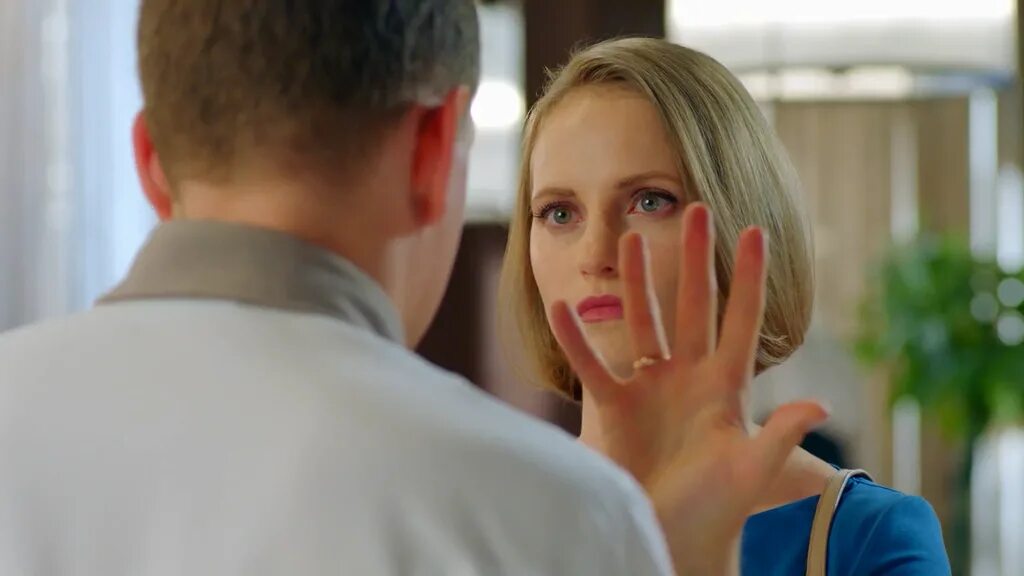 Ольга кузьмина отель элеон декольте. Отель элеон 2 34. Гранд отель элеон. Отель элеон 2 34. Отель элеон 2 34.