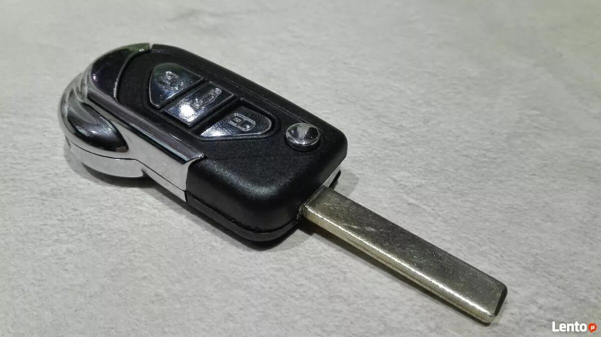 Ключ пилоты. 8626557 volvo. Ключ porsche cayenne 2020. Ключ пилоты. Ключ honda pilot.