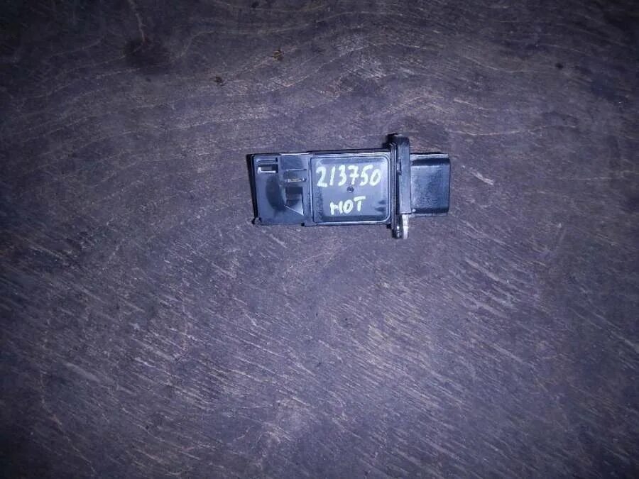 Датчик расхода воздуха ниссан караван. Дмрв nissan almera n15. Датчик расхода воздуха nissan p12. Дмрв ниссан патрол у62. Датчик воздуха ниссан альмера классик.