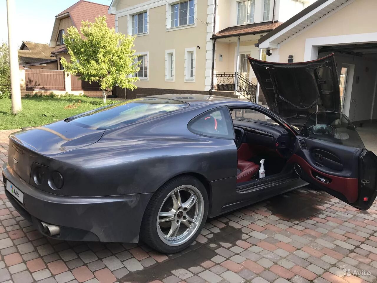 Купит машина бу санкт петербург. Aston Martin db7 1998. Машины купе до 1000000. Спортивное купе до 1000000. Машины купе до миллиона.