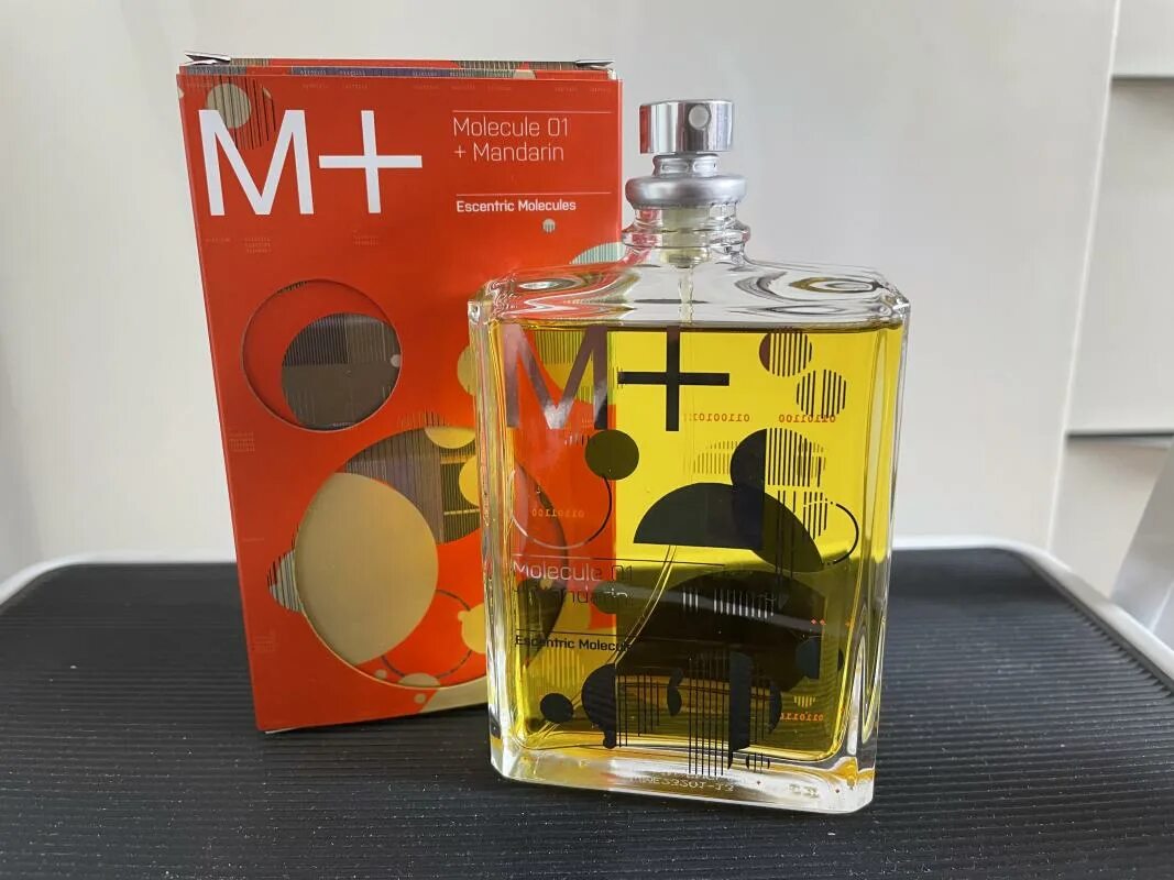 Духи молекула золотые. Escentric 01 Mandarin. Escentric molecules molecule 01 + Mandarin. Escentric molecules Escentric 01 Mandarin 30 мл. Escentric molecules molecule 01 + Mandarin 40 мл.