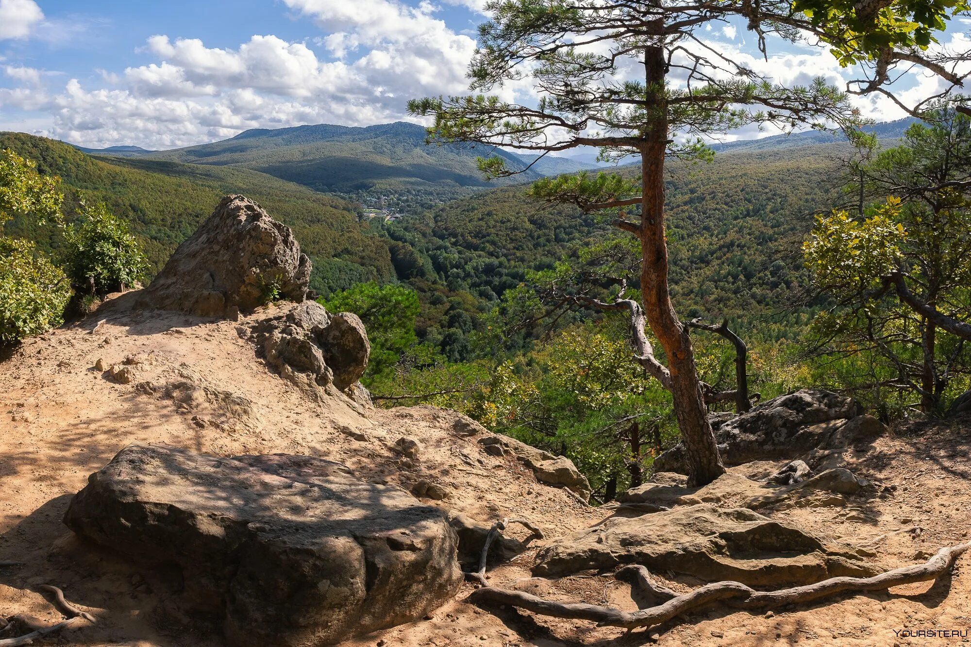 Планческие скалы Северский район
