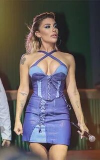 Atakan Işıktutan. ile yaşadığı aşkla adından söz ettiren ünlü şarkıcı İrem Derici...