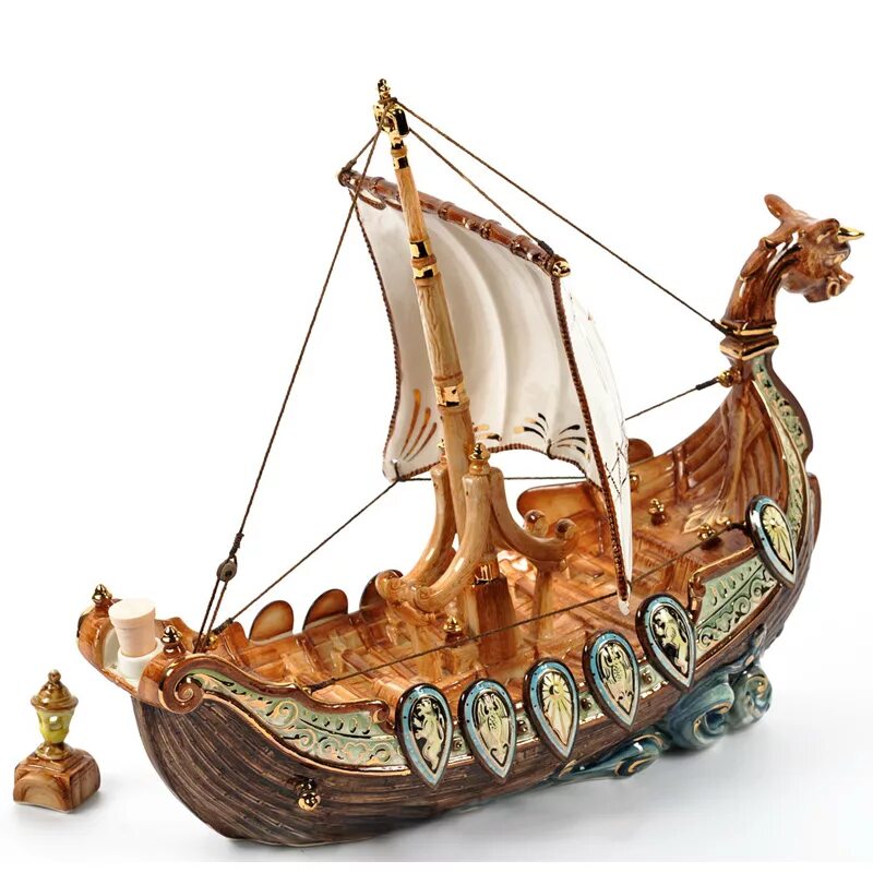 Морская ладья. Ладья корабль. Ладья это в древней руси. Что такое ладья. Старинная ладья.