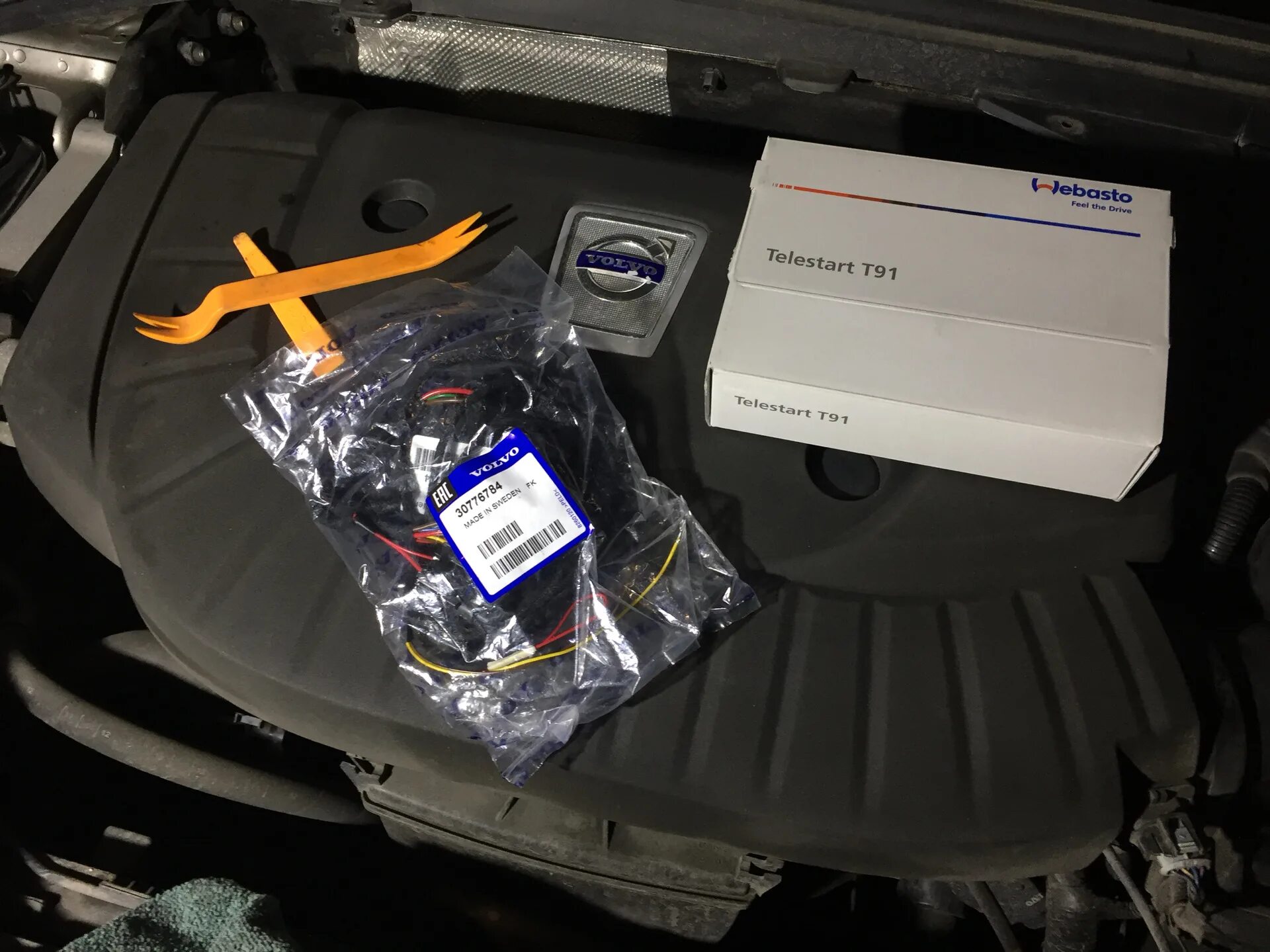 Как включить вебасто на вольво хс60. Volvo xc60 webasto. дистанционный запуск webasto volvo. дистанционный запуск вебасто на вольво хс60. webasto на volvo xc40.
