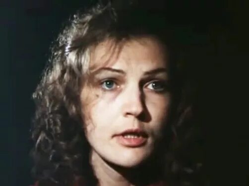 Ольга прохорова актриса фото Жила у цыган и спала на стуле: Ольга Прохорова еле сводит концы с концами в Амер
