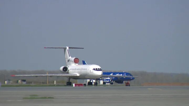 Красноярск уфа авиабилеты. Рейс красноярск -москва ютэйр 572 22. Самолёт норильск абакан расписание. Рейс самолета красноярск уфа. Як-42 пассажирский самолёт.