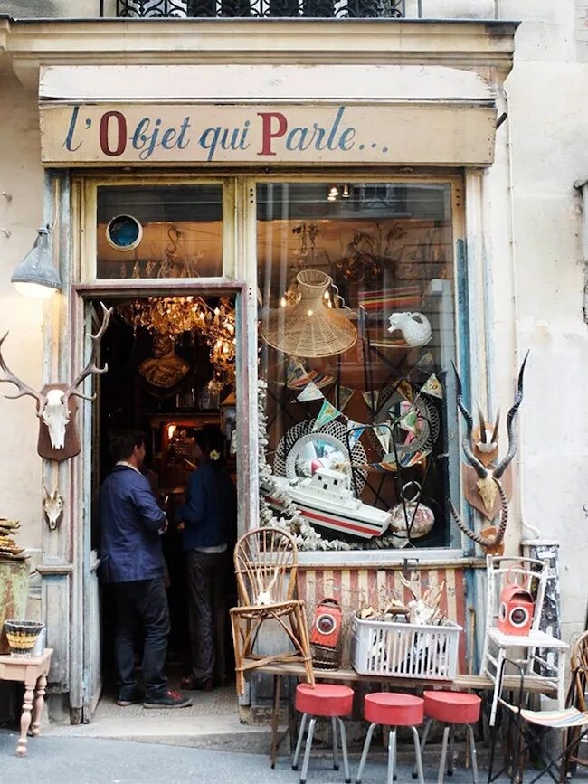 Bla bla land обложка. Витрина винного магазина. Lobjet. Darkell. Вывеска винного магазина.