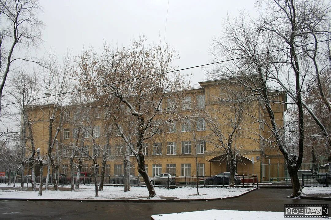 Школа no 45 ул дмитрия блынского 6. Школа 45 хамовники. школа в хамовниках 171. школа 45 усачева 66. школа 45 москва усачева.