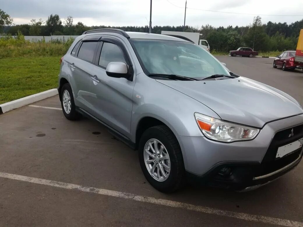 Mitsubishi asx 2011. Mitsubishi ASX 1.8, 2011. Мицубиси ASX 2011 года. Мицубиси ASX 1.8 2010.