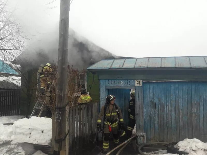04. Пожары в ижевске за 2 дня. Горит дом ижевск. Пожар в ижевске сейчас. Пожар в ижевске.