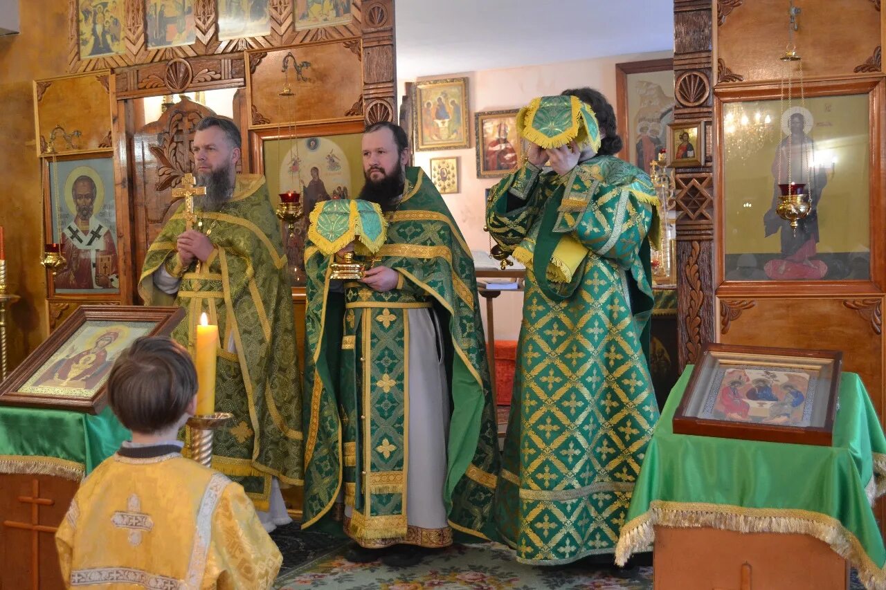 Служба в некрасовке в церкви