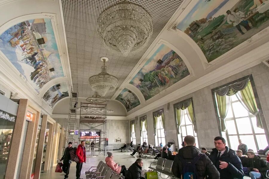 Реконструкция центрального здания железнодорожного вокзала станции Екатеринбург-