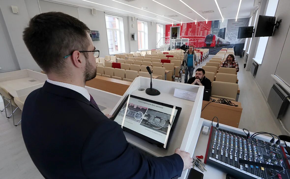 Кампус внутри. Петргу 2020. Лучшие вузы крыма. Режим вузы. Работа университетов 2020.