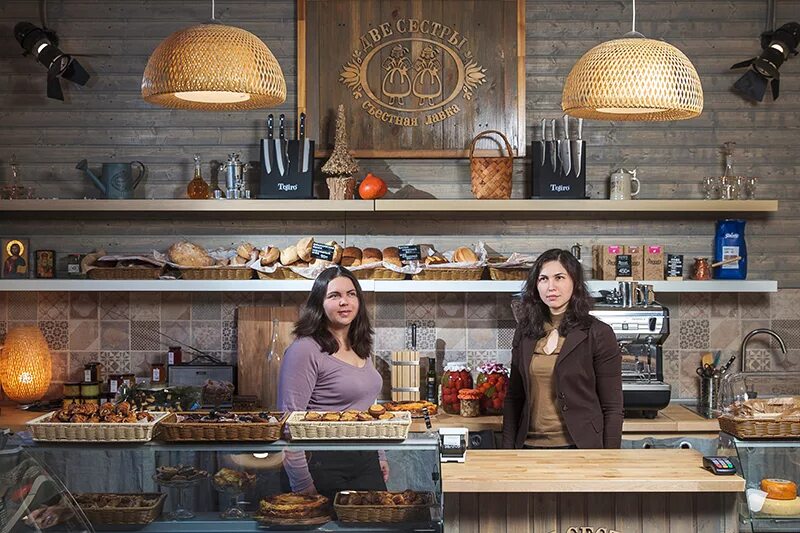 две сестры, москва, фрунзенская набережная. кафе две сестры. две сестры. магазин 2 sisters. две сестры магазин.