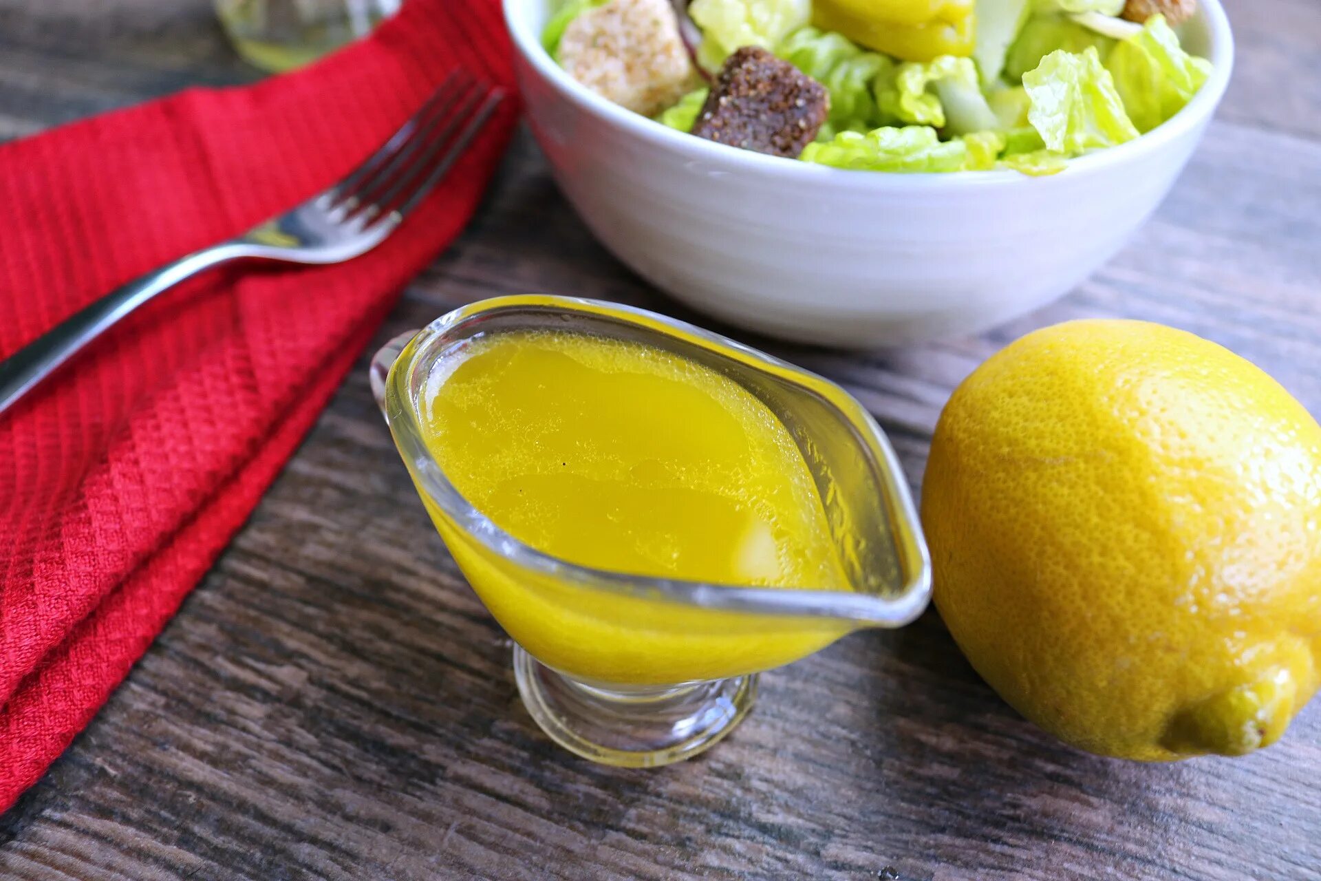 Можно кормящим лимоны. Lemon Vinaigrette. Лимонный дрессинг. Горчичная заправка для салата. Лимонный винегрет.