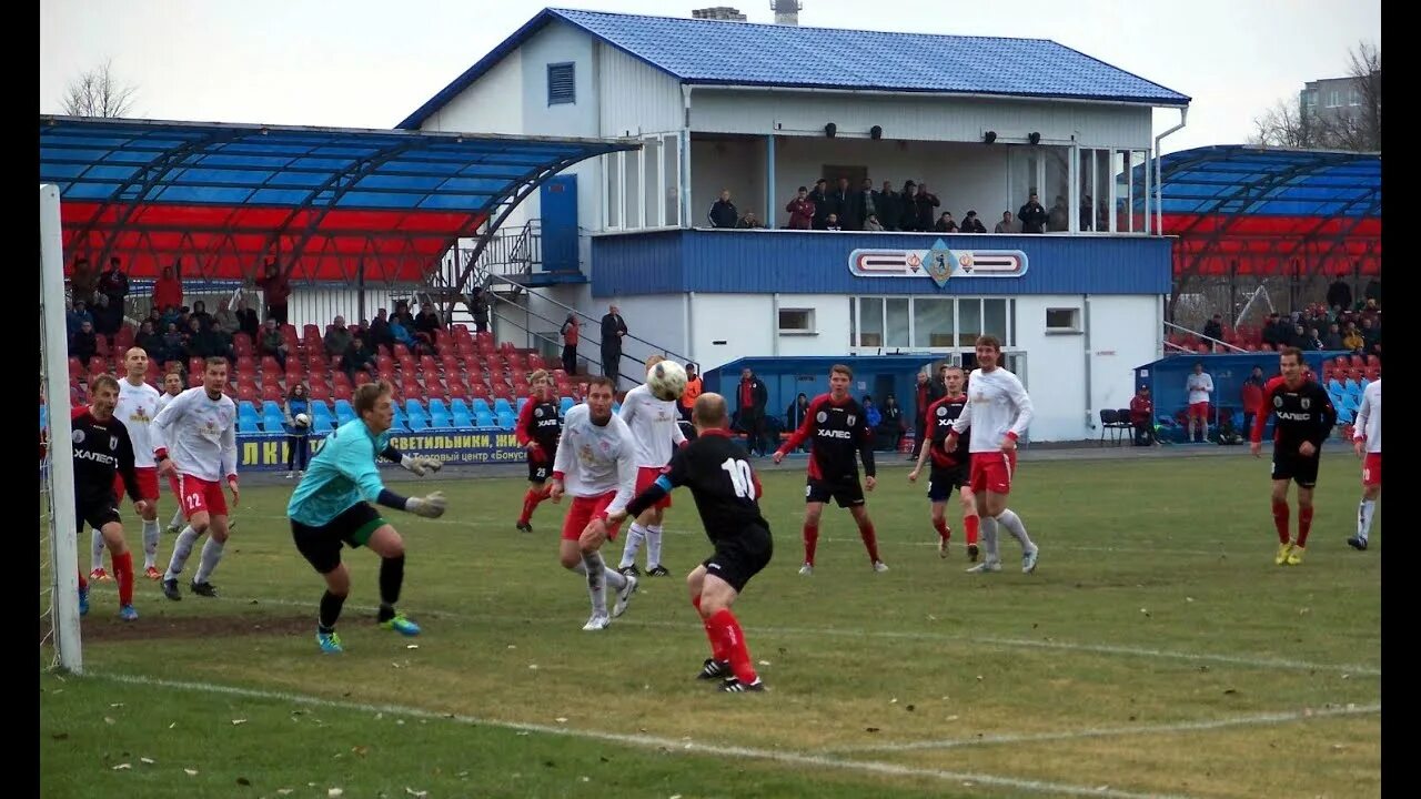 Сморгонь лида. Фок «юность» (сморгонь) стадион. Стадион фк сморгонь. 2 лига. Сморгонь лида.