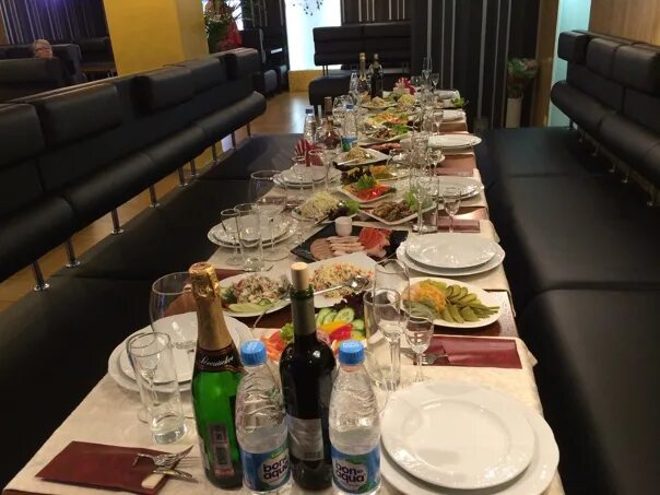 Империал на московском проспекте. Империал московский 176. Империал на московском проспекте. Империал московский 176. Кафе империал московский 176.