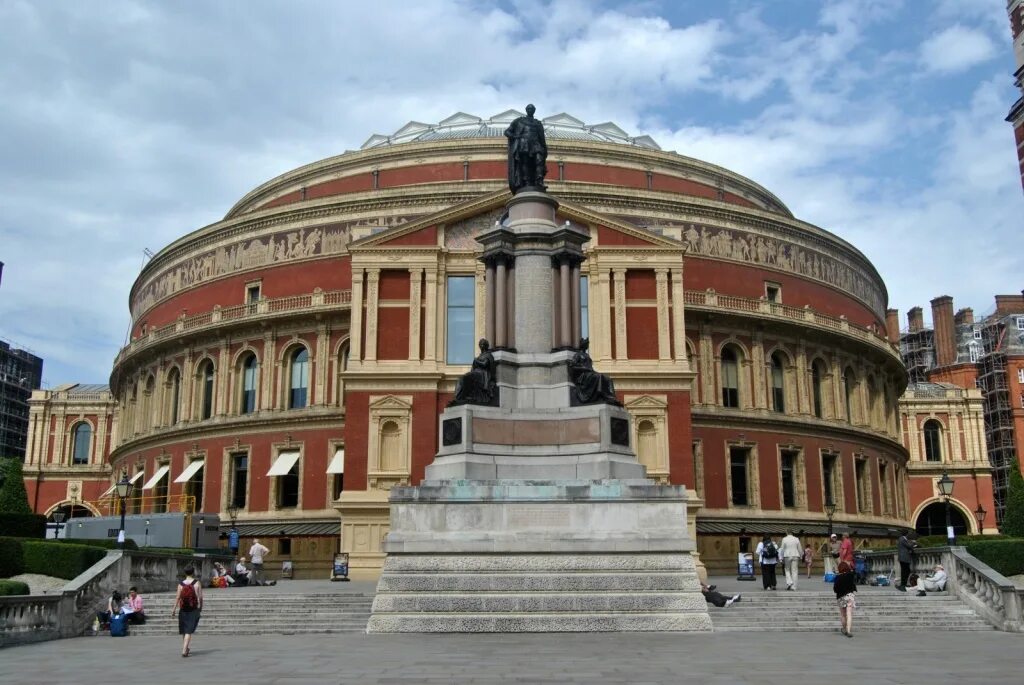 Dementia charity to make giant scarf to wrap around Royal Albert Hall The Indepe