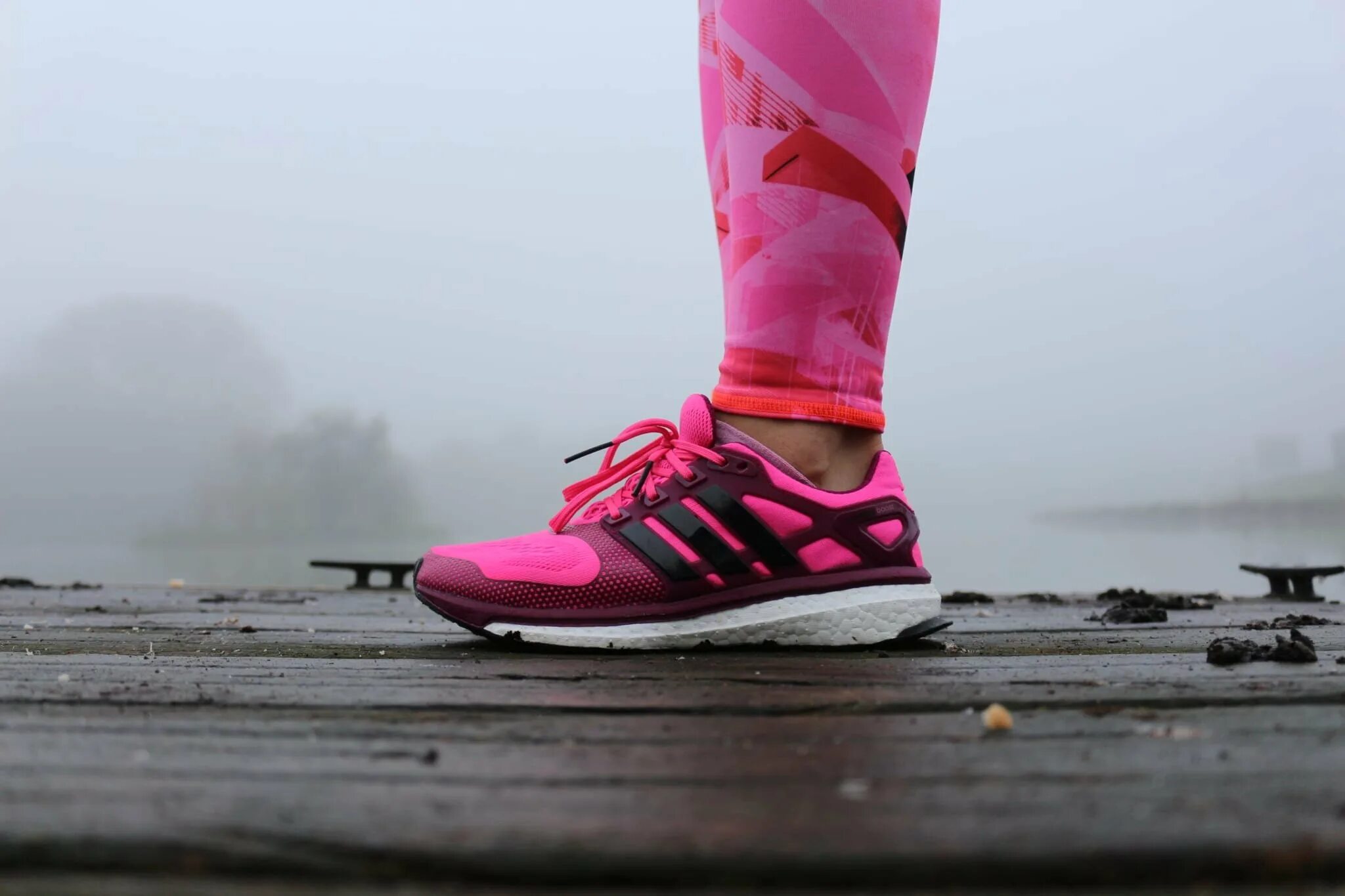 Adidas Energy Boost женские. Адидас 2.0 Boost. Adidas Energy Boost femme. Adidas Energy Boost розовые. Бег по асфальту какие кроссовки